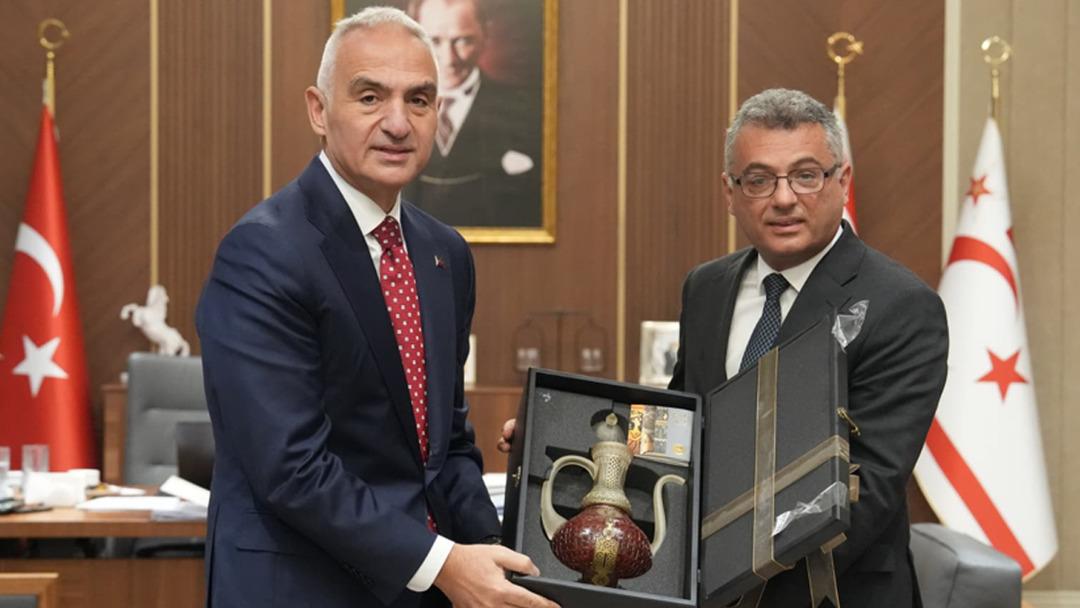 T&uuml;rkiye-KKTC kardeşliği Lefkoşa da aynı sofrada buluştu 8