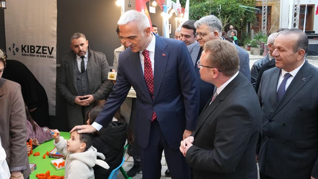 T&uuml;rkiye-KKTC kardeşliği Lefkoşa da aynı sofrada buluştu 2