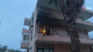 Apartman dairesinde yangın: 1 kişi dumandan etkilendi