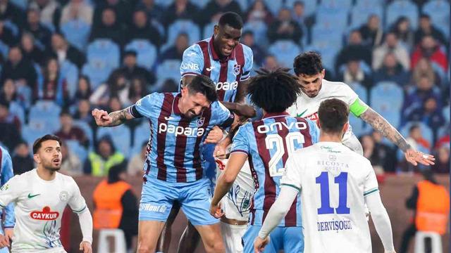 (Özet) Trabzonspor - Çaykur Rizespor Maçı Özeti ve Tüm Önemli Anları