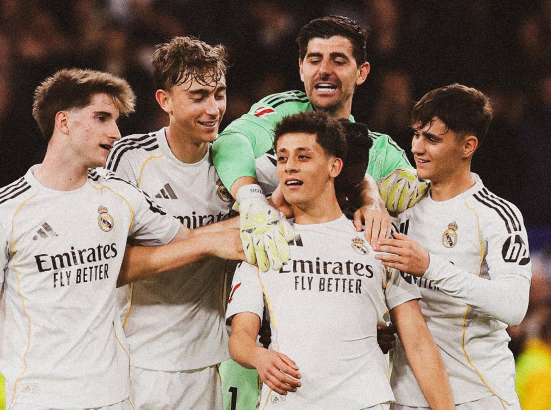 Arda G&uuml;ler y&uuml;zyılın gol&uuml;n&uuml; attı! Orta sahanın bile gerisinden rakip kaleye roket yolladı 1