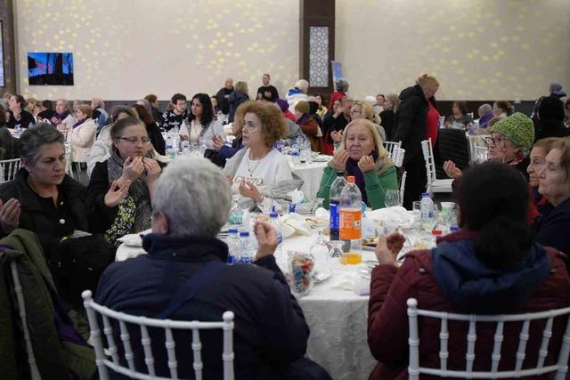 500 kadın Edirne&rsquo;de iftar sofrasında buluştu 4