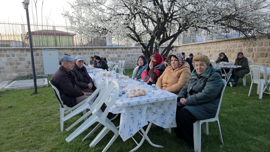 Edirne de 11 yıllık imece iftar geleneği  2