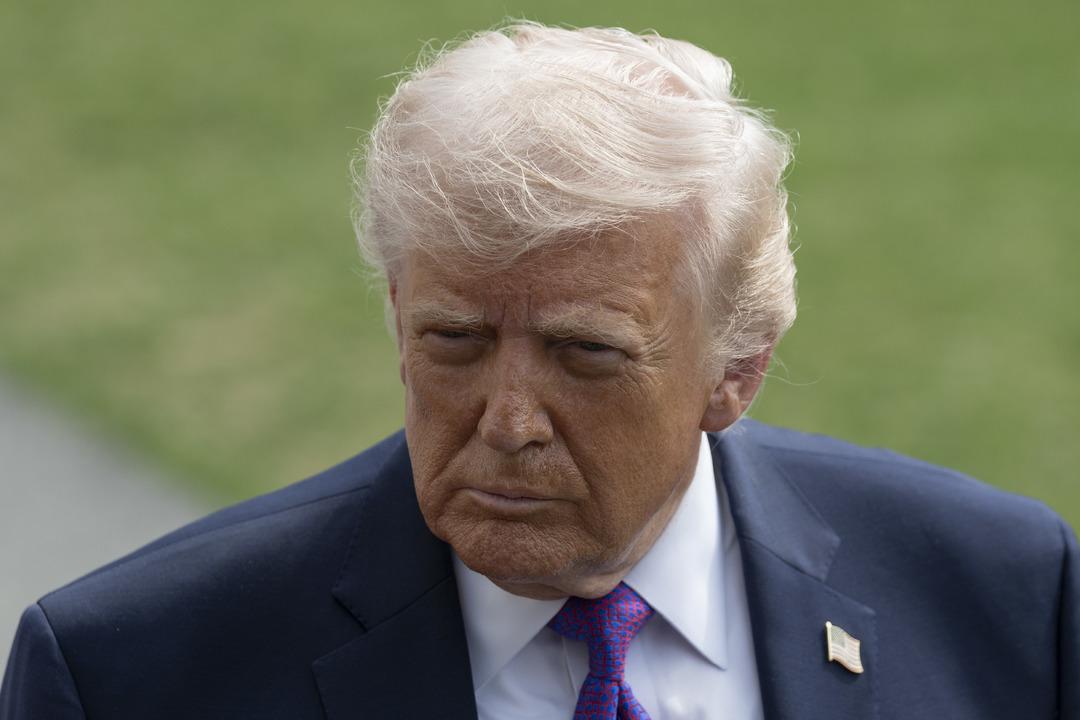 Trump tan Hamaney e teslim ol çağrısı: Eğlence için birkaç kez daha vurabiliriz 4