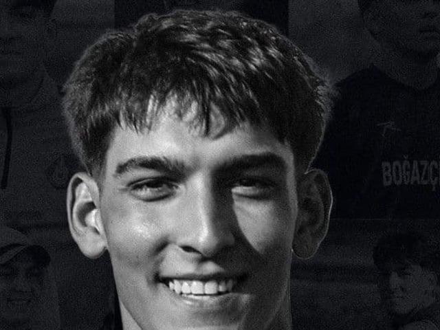 T&uuml;rk futbolunun acı kaybı! Gen&ccedil; yıldızdan k&ouml;t&uuml; haber...