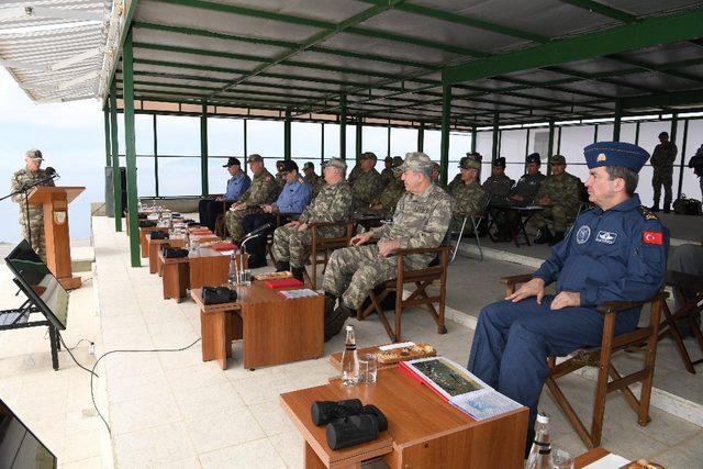 Orgeneral Akar, Ege Ordu Komutanlığında incelemelerde bulundu