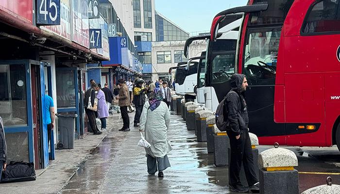 Biletlerin y&uuml;zde 90'ı t&uuml;kendi: Bayram tatiline gideceklere &ccedil;ağrı
