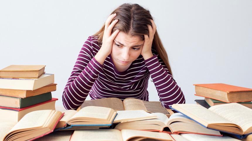 Sınav kaygısı nedir? Uzman isimden ailelere &ouml;nemli uyarılar