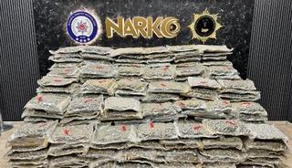 İstanbul'da 4 tırda 527 kilo 475 gram uyuşturucu ele ge&ccedil;irildi