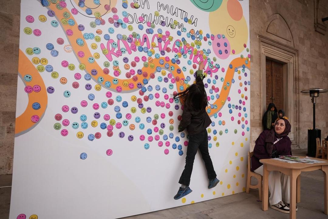 S&uuml;leymaniye Camii&rsquo;nde miniklere &ouml;zel iftar coşkusu 4