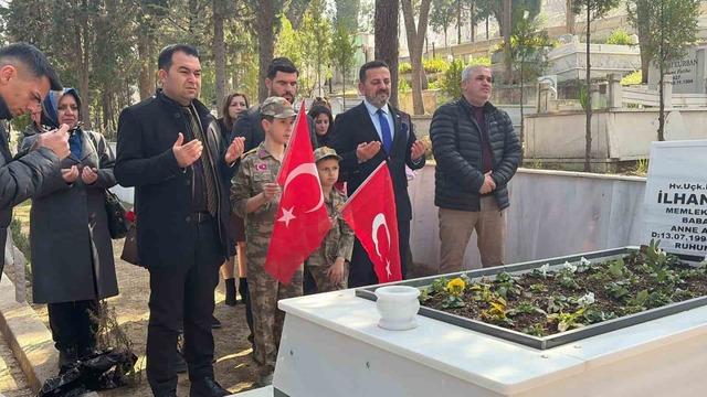 Bayram öncesi şehit mezarlıkları temizlendi 3