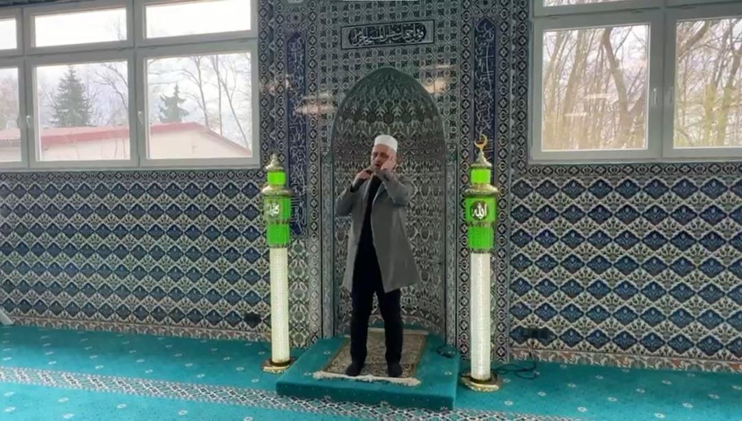 Yıllar &ouml;nceki vasiyeti yerine getirildi! İlber Ortaylı sesinden &ccedil;ok etkilenmişti, selasını o verdi 1