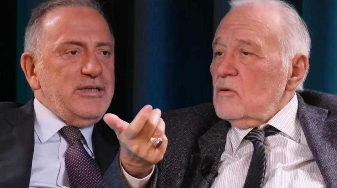 Yıllar &ouml;nceki vasiyeti yerine getirildi! İlber Ortaylı sesinden &ccedil;ok etkilenmişti, selasını o verdi 4