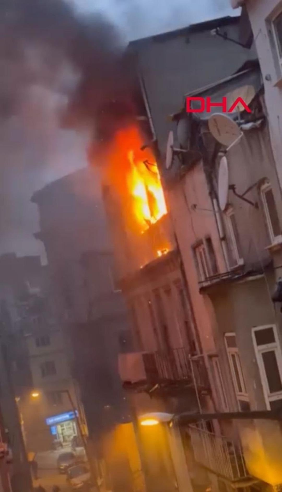 Umut Özkan yangından son anda kurtuldu! Korku dolu anlar 2