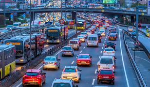 Durduruldu: Bakanlıktan ara&ccedil;larda multimedya ekran kullanımı i&ccedil;in yeni karar