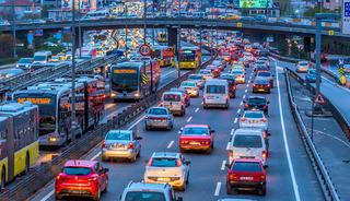 Durduruldu: Bakanlıktan 'Ara&ccedil;larda multimedya ekran kullanımı' a&ccedil;ıklaması