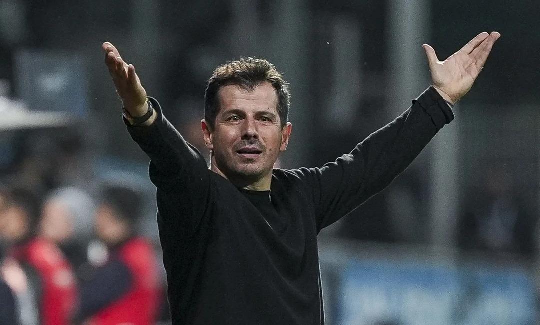 Kasımpaşa alt sıraları ateşe verdi! Emre Bel&ouml;zoğlu nun &ouml;ğrencileri Ey&uuml;pspor u yıktı, İrfan Can Kahveci şoku... 2