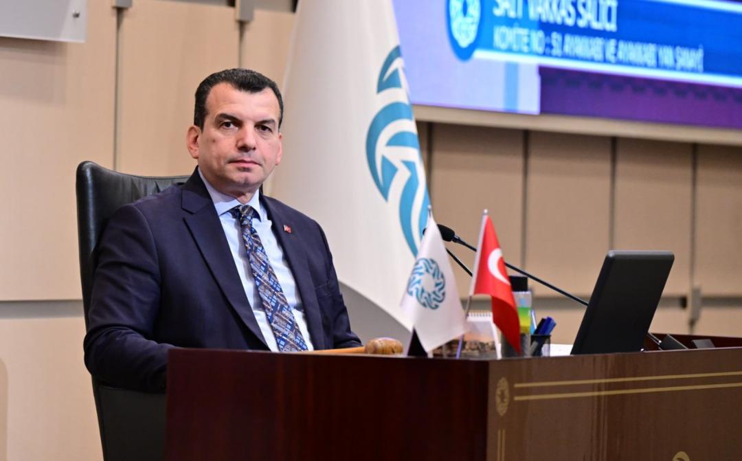 Beşiktaş &Ccedil;arşı dan Ankara da t&uuml;yleri diken diken eden vefa! Muhsin Yazıcıoğlu ziyaretine &ouml;vg&uuml; yağdı: "Helal olsun..." 2