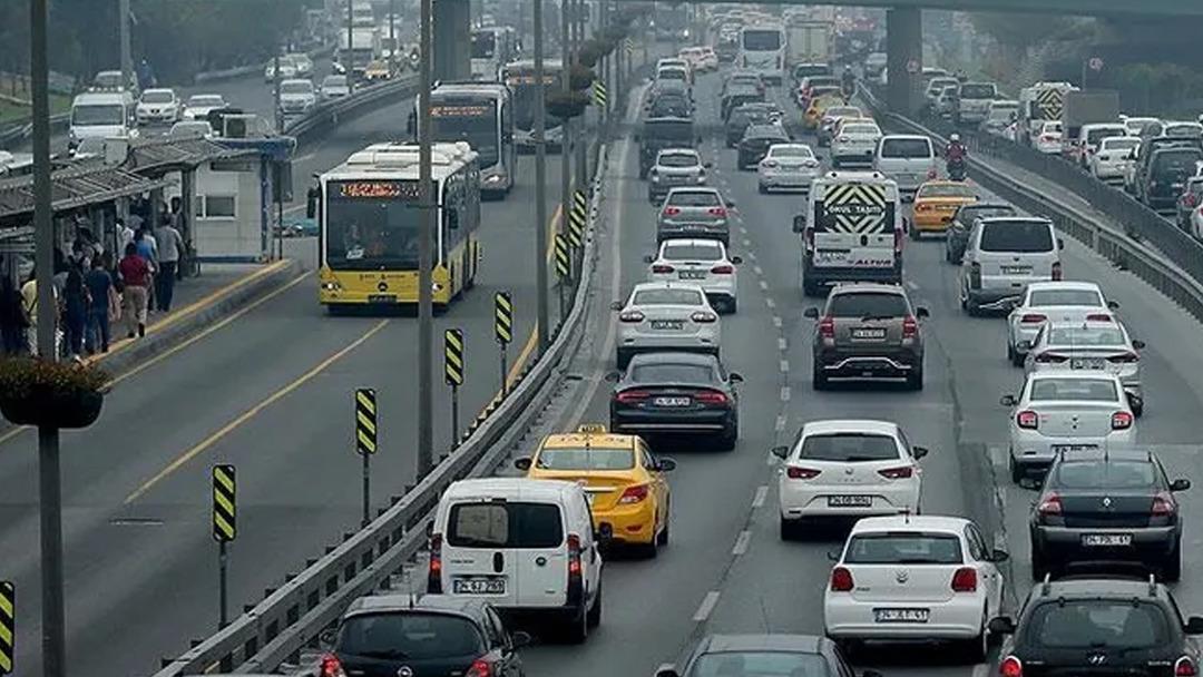 İlber Ortaylı nın cenaze t&ouml;reni i&ccedil;in İstanbul da bazı yollar trafiğe kapatılacak 2