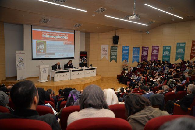 Uluslararası İslamafobi konferansı başladı