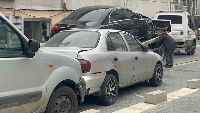 Tekirdağ&rsquo;da 5 aracın karıştığı zincirleme kaza kamerada 2