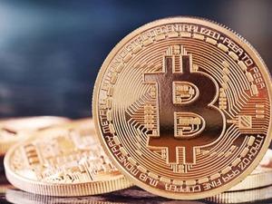 Dijital altın sahnede: Analistlerden 60 bin dolar uyarısı