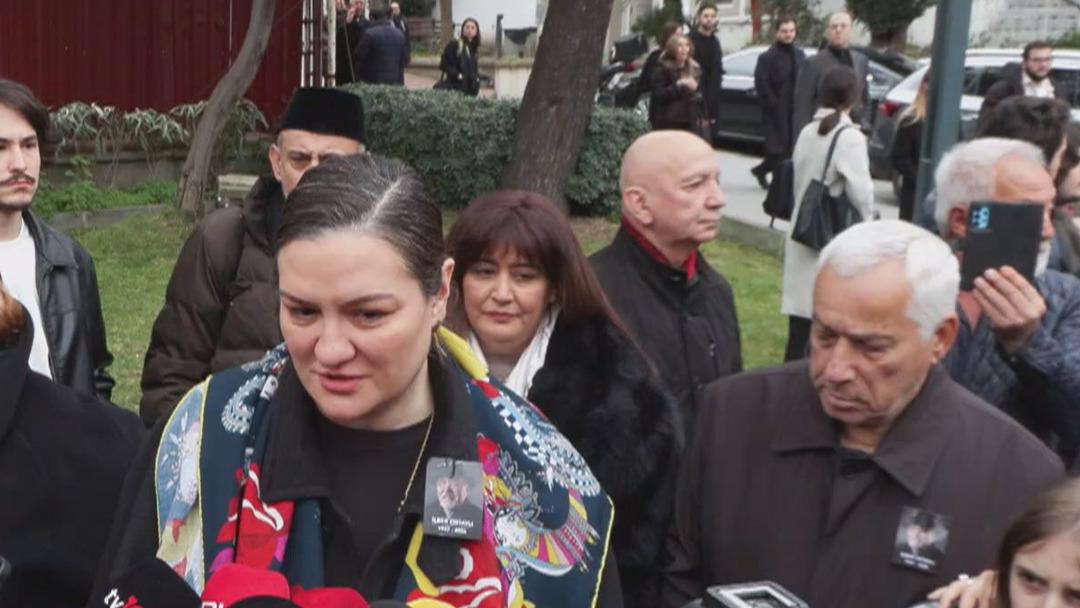 İlber Ortaylı nın kızı Tuna Ortaylı dan duygulandıran s&ouml;zler! "Bir tek bunlara hayıflanıyorum" diyerek a&ccedil;ıkladı 2