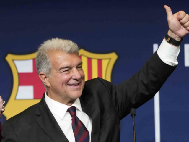 Barcelona&rsquo;da Joan Laporta, yeniden başkan se&ccedil;ildi