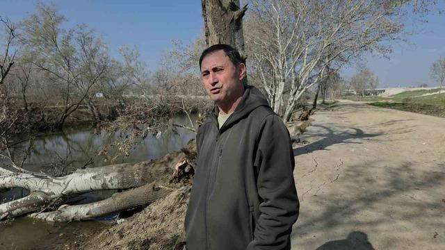 9 yıl sonra gelen taşkınlar zemini vurdu: Tunca Nehri&rsquo;ndeki kıyıda yarıklar oluştu 7