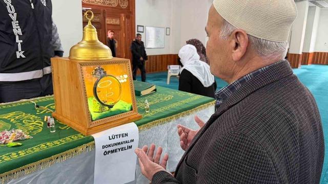 Adıyaman&rsquo;da Sakal-ı Şerif&rsquo;e b&uuml;y&uuml;k ilgi 3