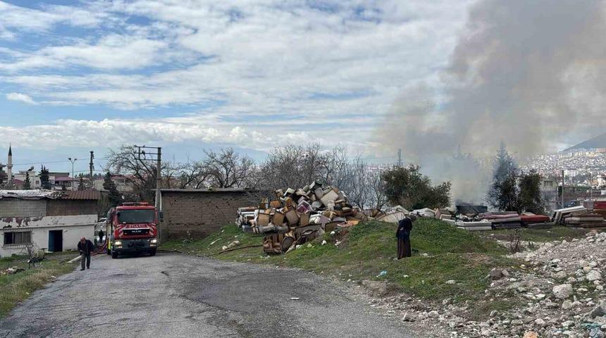 Kahramanmaraş&rsquo;ta iş yeri yangını