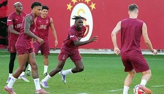 Galatasaray'a transfer piyangosu! &Ccedil;ıkış maddesini &ouml;deyecekler