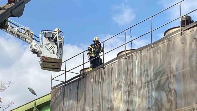 Kocaeli de fabrikada korkutan yangın 3