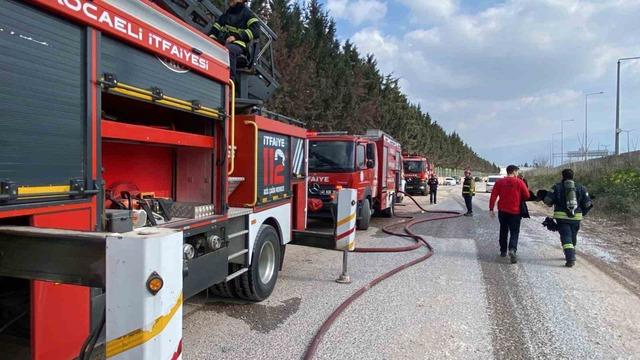 Kocaeli de fabrikada korkutan yangın 2