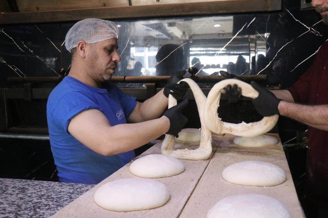 Asırlık sahur ekmeği: Bu teknikle sadece tek ilde &uuml;retiliyor!  4