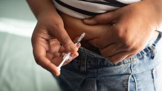 Binlercesi ele geçirildi: Ölümcül olabilir! Balık-ekmek dükkanlarında bile satılıyor