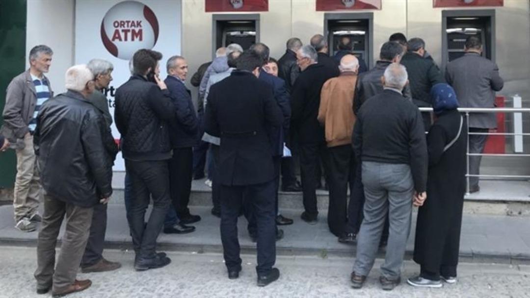 Tarım destekleme &ouml;demeleri başladı, duyan ATM'ye koştu