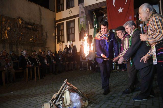 Fetih şenlikleri kına gecesi ile renklendi