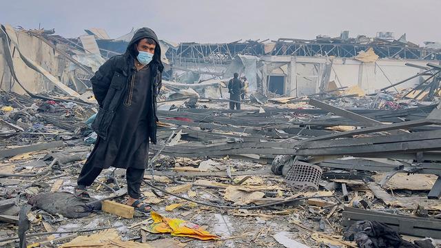 Pakistan Afganistan’ı vurdu! Yüzlerce can kaybı var! Saldırının hedefi dikkat çekti