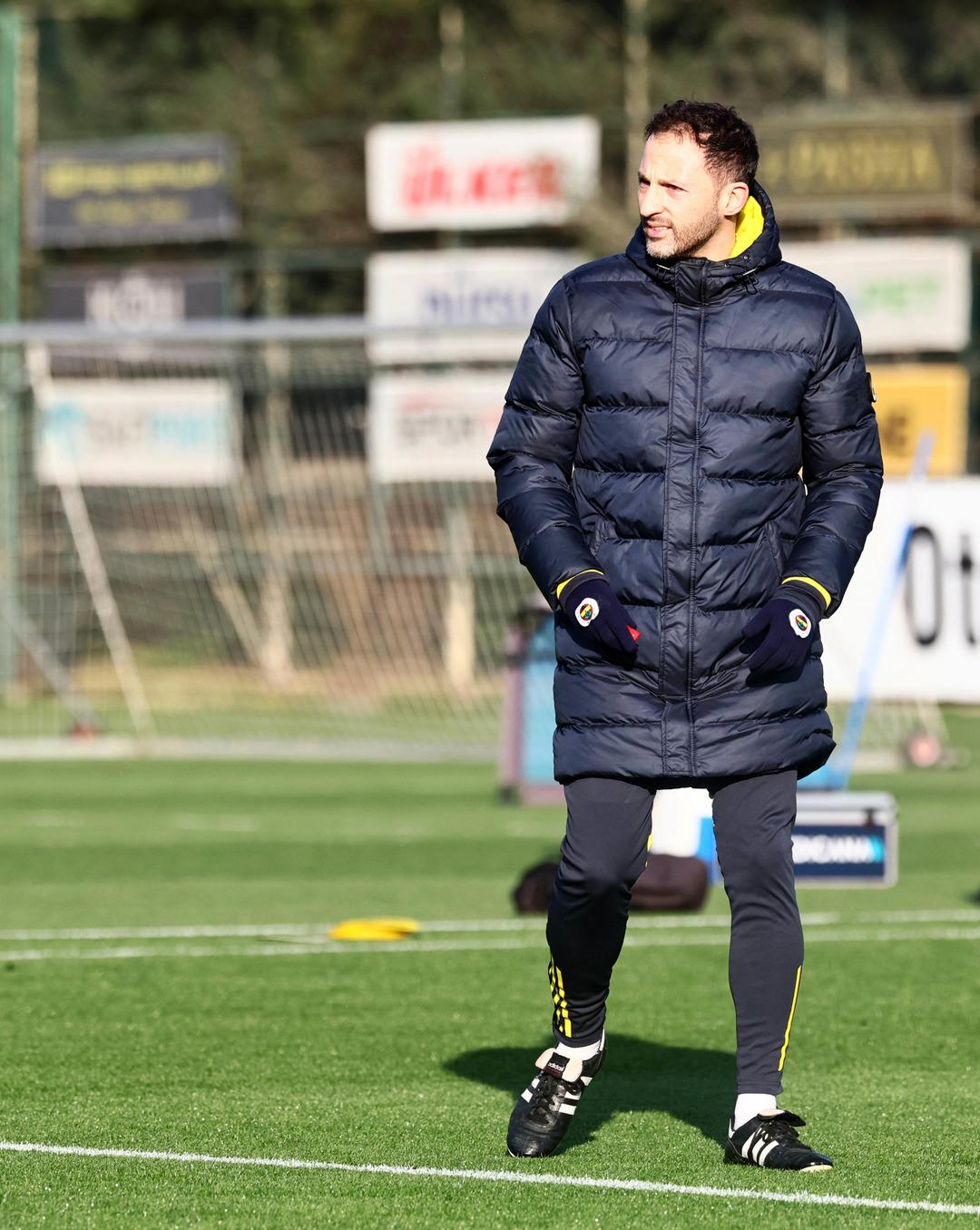 Gaziantep ma&ccedil;ı &ouml;ncesi Fenerbah&ccedil;e ye m&uuml;jde! Tedesco yu rahatlatan haber 2