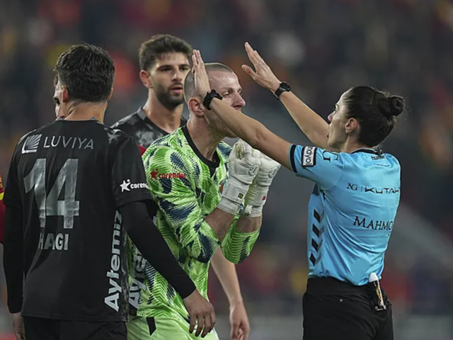 Kayıtlar a&ccedil;ıklandı! Asen Albayrak'ın VAR konuşması g&uuml;ndem oldu