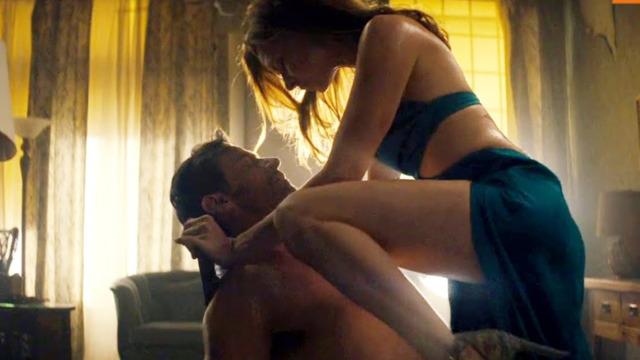 Rebecca Ferguson cesur sahnelerde ne yapıyor? İlginç sözler