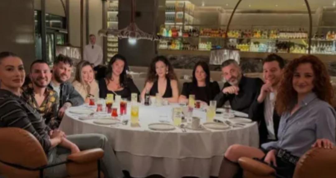 Burcu Özberk ve Metin Hara gündemde! Takibe de aldı 2