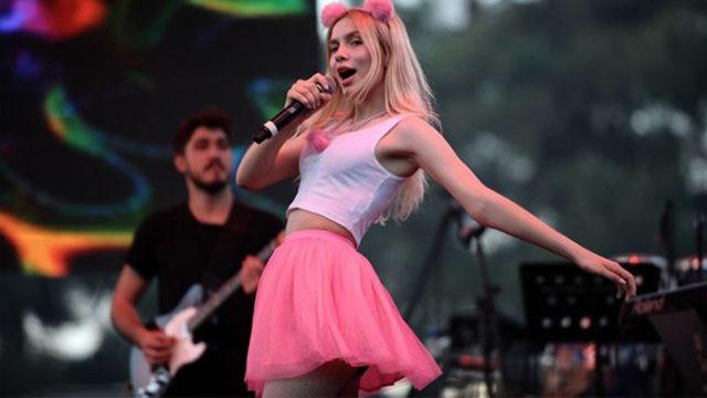 Aleyna Tilki parasını yönetecek