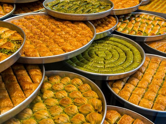 TMSF &uuml;nl&uuml; baklava markasını satışa &ccedil;ıkardı: İstenen bedel belli oldu!