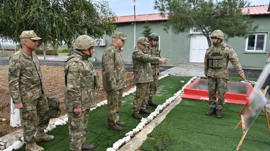 Kara Kuvvetleri Komutanı Tokel'den KKTC'de inceleme!