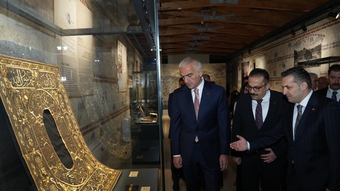 İki İznik &ccedil;inisi yıllar sonra yeniden T&uuml;rkiye de: "Bizim olanları geri getirene kadar m&uuml;cadelemiz s&uuml;recek" 3