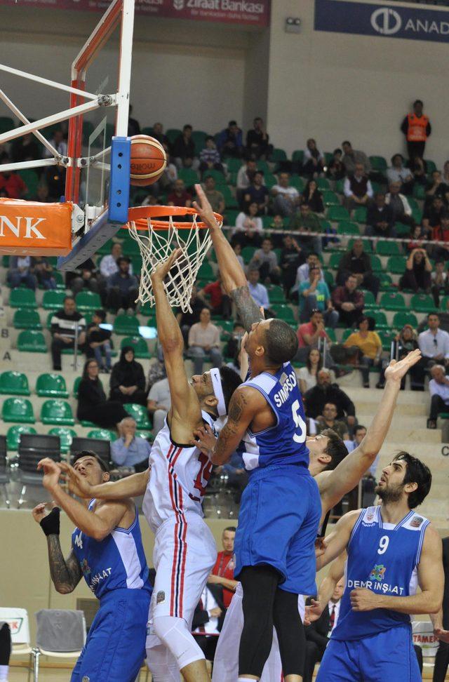 Eskişehir Basket - Demir İnşaat Büyükçekmece: 76-72