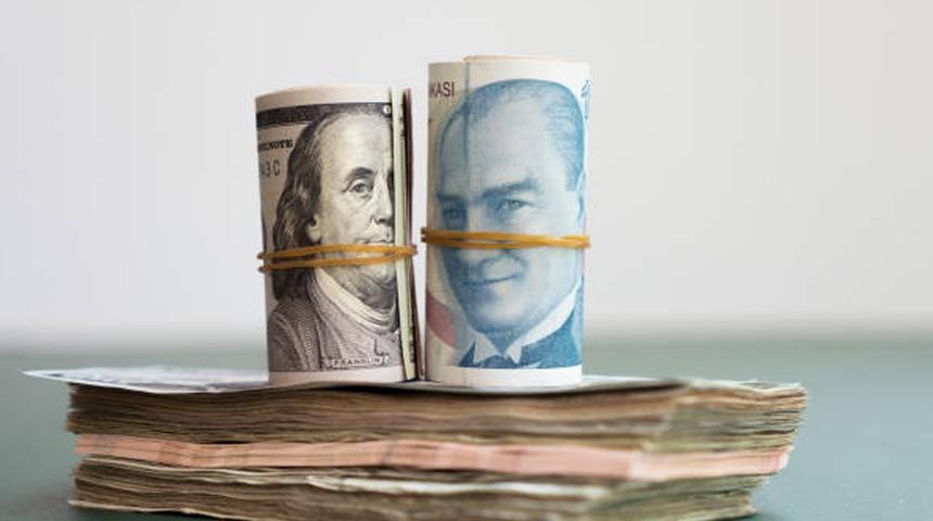 Yabancı yatırımcı TL'ye y&ouml;neldi! Dolar karşısında tek kazanan oldu