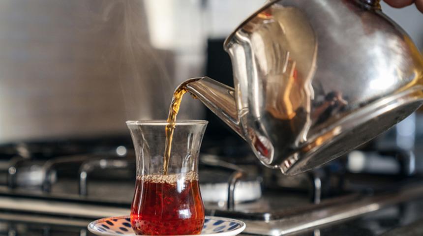 Bilim insanları a&ccedil;ıkladı! En iyi &ccedil;ay bu demlikte demleniyormuş